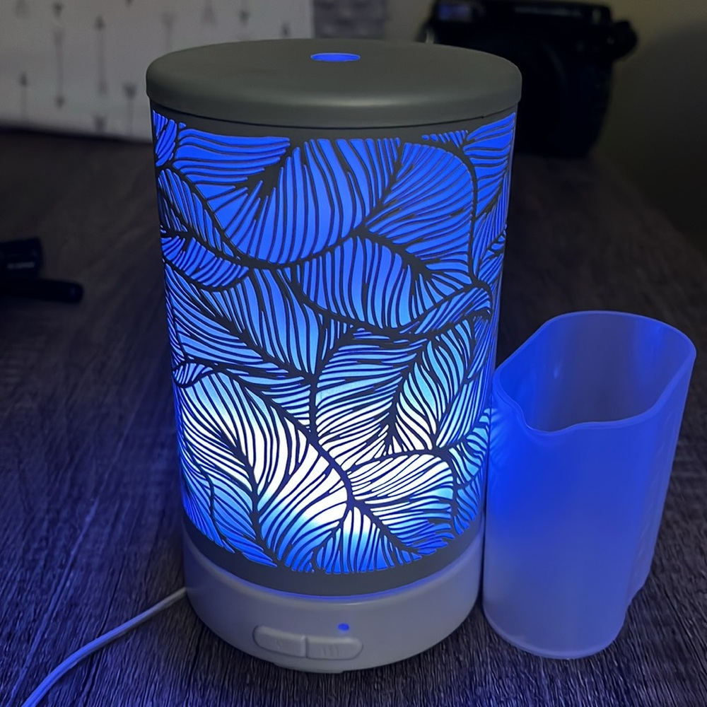 Essential oil diffuser - Picture 5 of 5